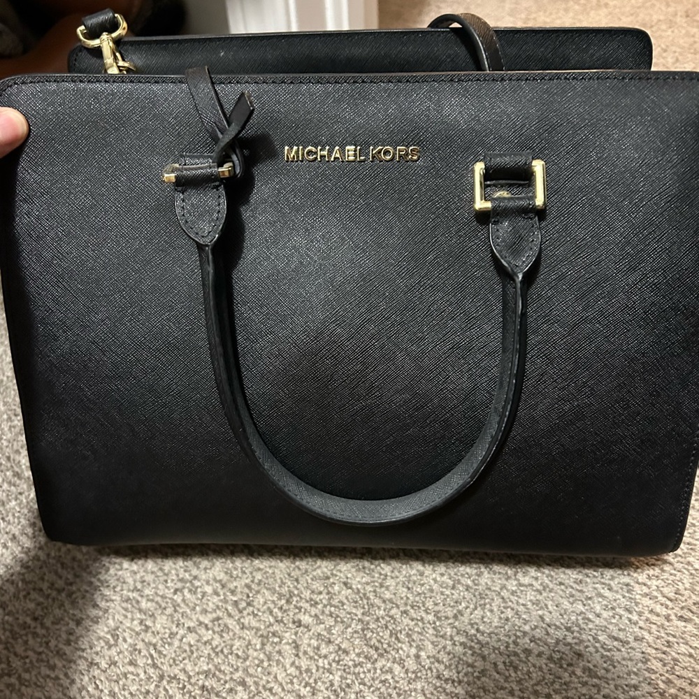 Michael kors purse